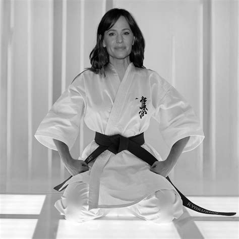 sydney bristow|sydney bristow karate.